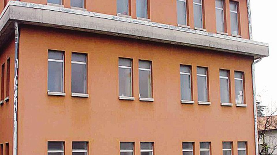 Lecco, attacco a Brivio «Scuole trascurate» Lecco, attacco a Brivio «Scuole trascurate»