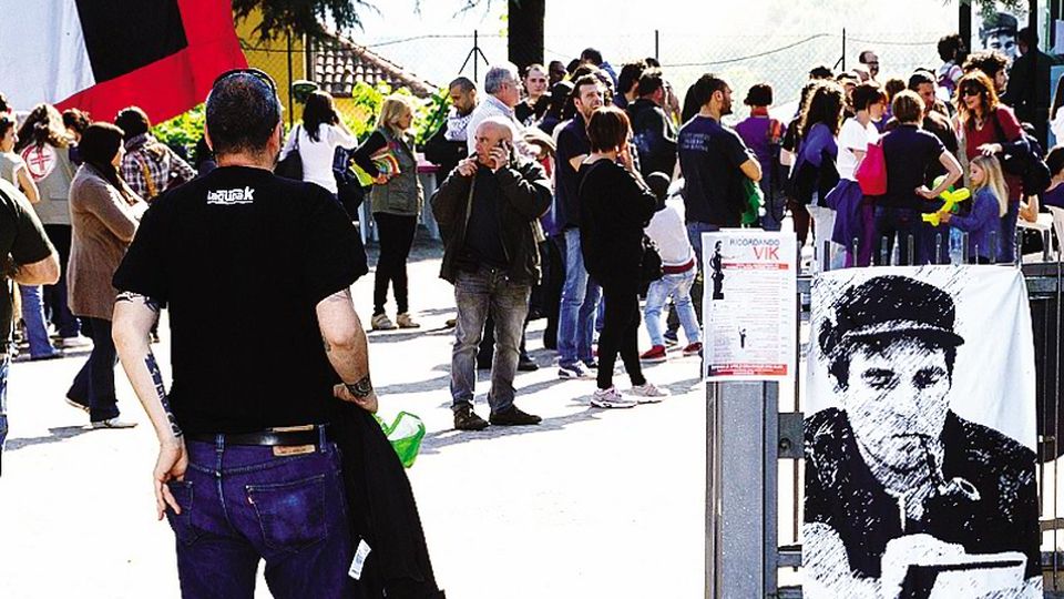 Da tre anni senza Vittorio In 500 a Bulciago per il ricordo Da tre anni senza Vittorio In 500 a Bulciago per il ricordo