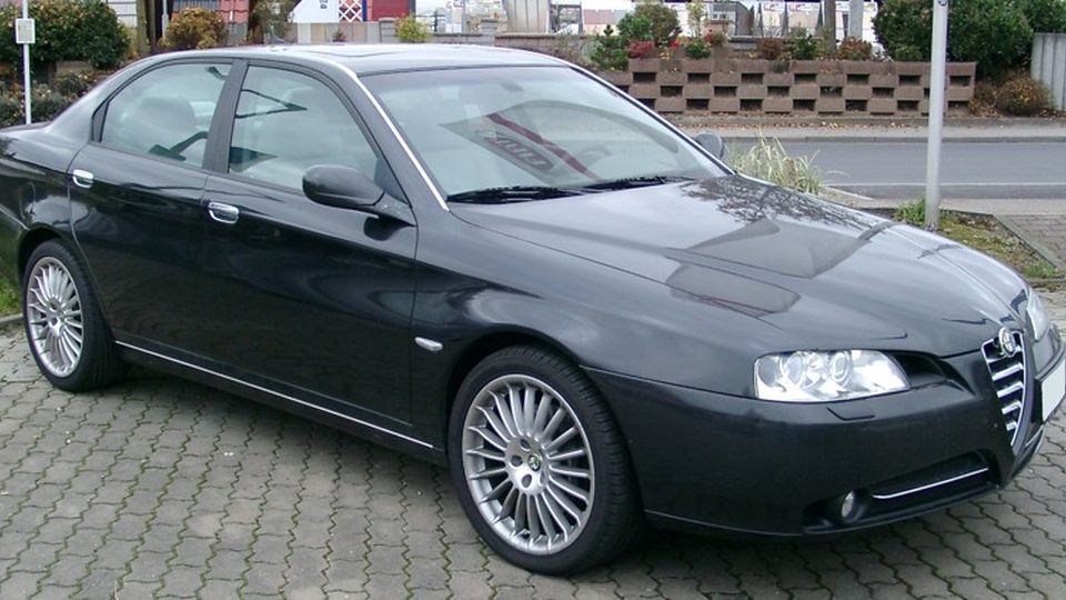 Vendute su Ebay le prime auto blu Vendute su Ebay le prime auto blu