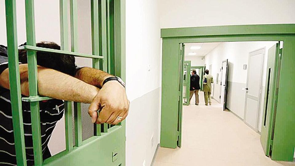 Molestò ragazzina In cella valtellinese Molestò ragazzina In cella valtellinese