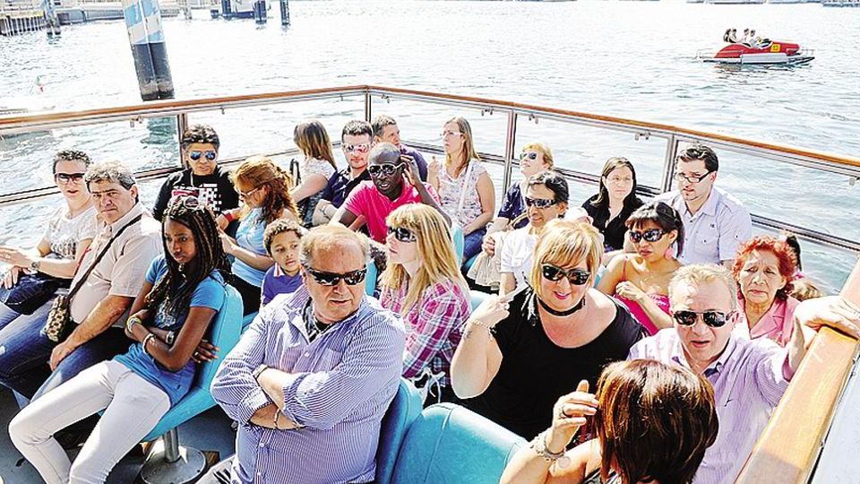 Il turismo sul Lario viaggia con ritardo Il turismo sul Lario viaggia con ritardo