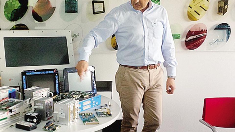 Frecciarossa e Italo corrono La tecnologia è made in Lecco Frecciarossa e Italo corrono La tecnologia è made in Lecco