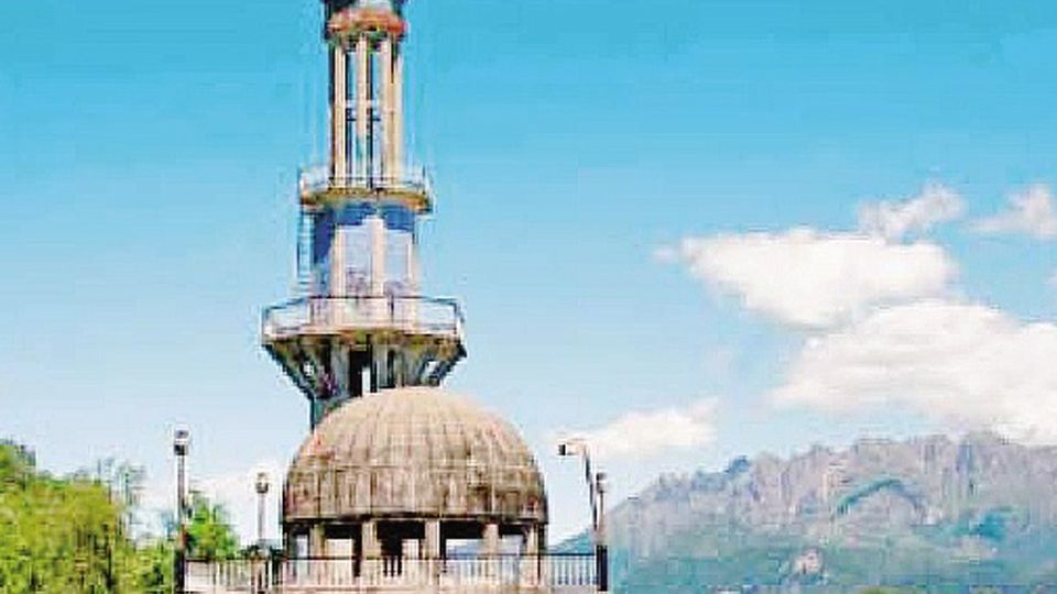 Consonno, Facchinetti alla carica «Montezemolo, investi qui» Consonno, Facchinetti alla carica «Montezemolo, investi qui»
