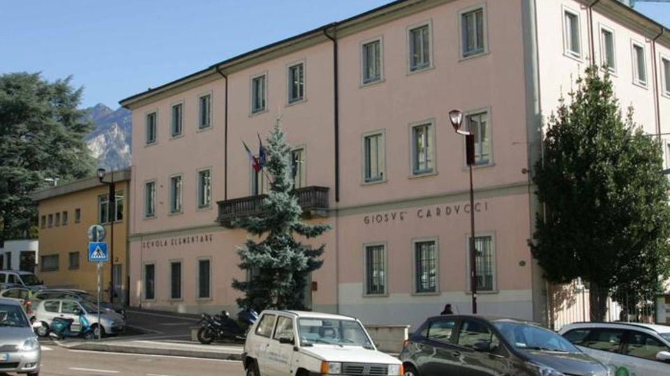 Palestra inagibile alla Carducci Alunni senza ora di ginnastica Palestra inagibile alla Carducci Alunni senza ora di ginnastica