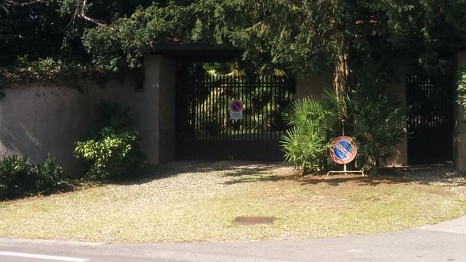Berlusconi a Casatenovo Altra visita, trattativa in corso Berlusconi a Casatenovo Altra visita, trattativa in corso