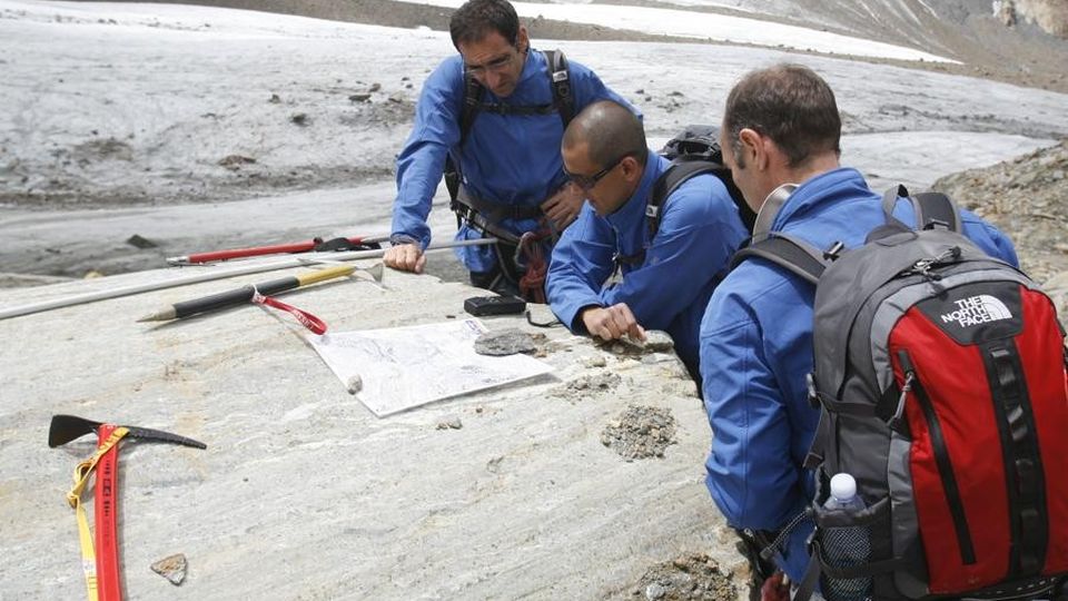 Valfurva, ghiacciaio dei Forni al collasso Valfurva, ghiacciaio dei Forni al collasso