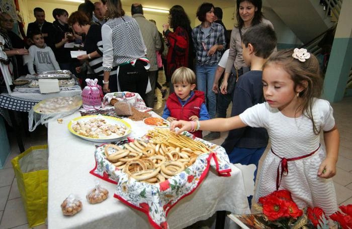 La festa alla scuola lecchese La festa alla scuola lecchese