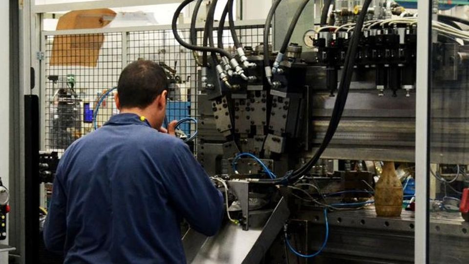 Metalmeccanico di Lecco Il distretto passa ad Api Metalmeccanico di Lecco Il distretto passa ad Api