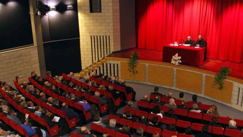 Al Cenacolo cineforum a rischio Mancano i soldi per il digitale Al Cenacolo cineforum a rischio Mancano i soldi per il digitale