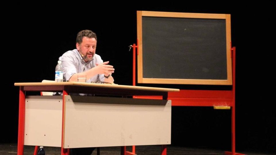 Dante fa scuola e affascina il pubblico Dante fa scuola e affascina il pubblico