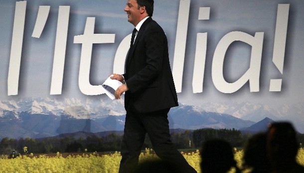 Renzi, dal 2016 via tassa su prima casa