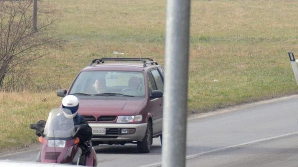 Torna il T-Red, torna l’incubo multe Salassi in agguato sulla Bergamo-Como Torna il T-Red, torna l’incubo multe Salassi in agguato sulla Bergamo-Como