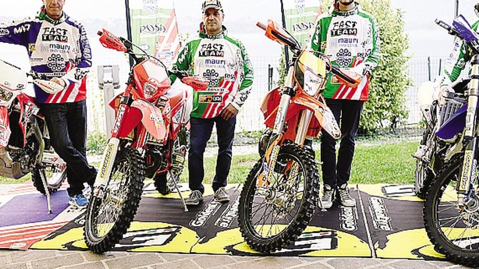 Piloti derubati in Spagna Sparite le due moto da enduro Piloti derubati in Spagna Sparite le due moto da enduro