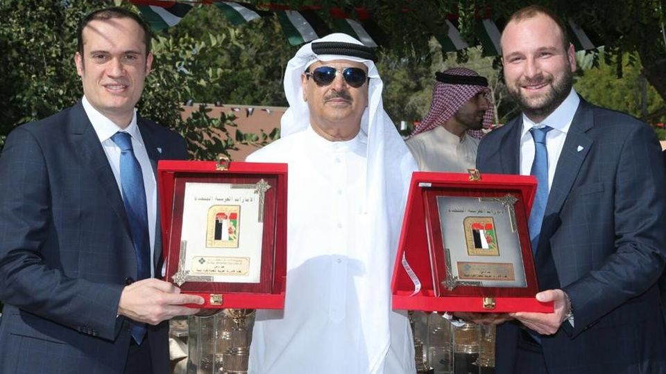 Lo sbarco negli Emirati della Pallacanestro Cantù Lo sbarco negli Emirati della Pallacanestro Cantù