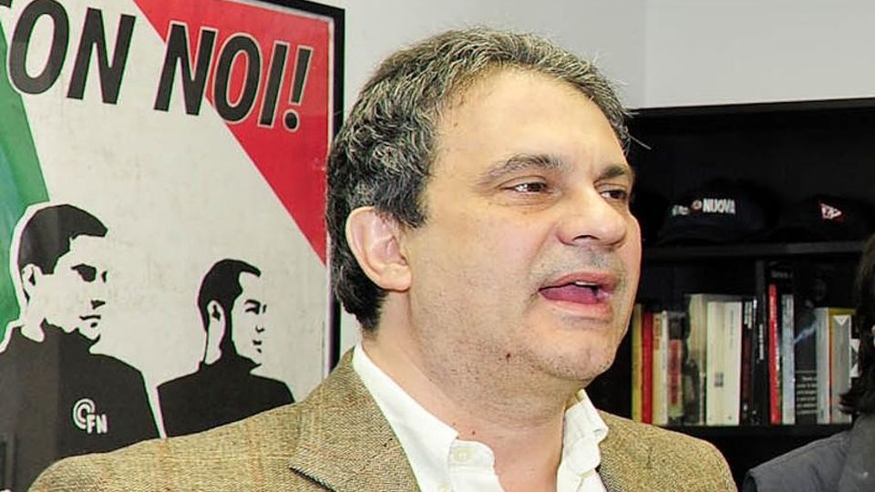 Lecco, arriva Roberto Fiore Sindacati e Anpi in piazza Lecco, arriva Roberto Fiore Sindacati e Anpi in piazza