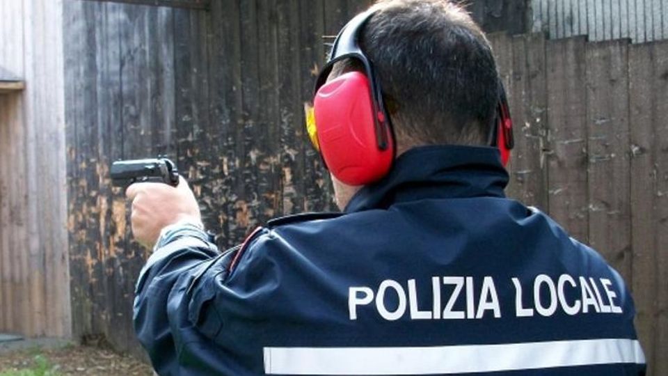 Le pistole in Consiglio Un duello di fuoco Le pistole in Consiglio Un duello di fuoco
