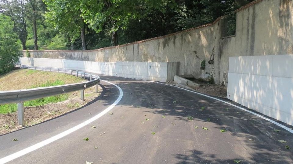 Crollo di un muro, burocrazia e lavori Via Taverna riapre dopo due anni Crollo di un muro, burocrazia e lavori Via Taverna riapre dopo due anni