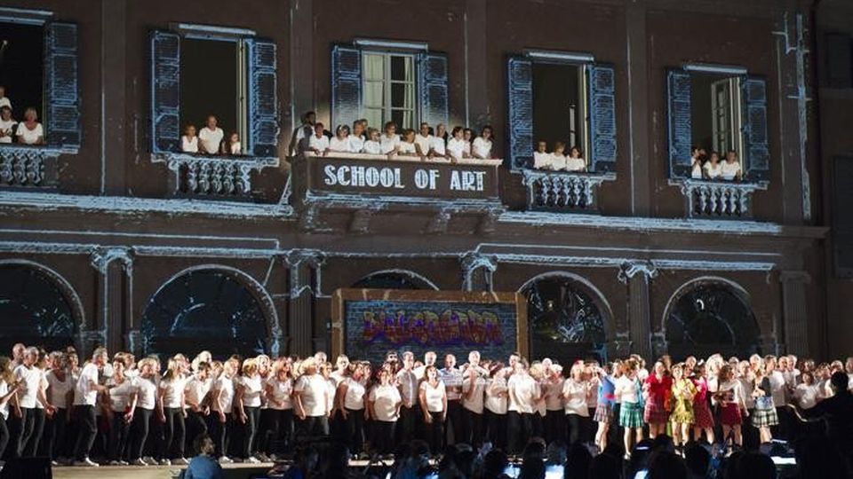 Como arena del Teatro Sociale progetto 200 Comm un progetto per la città spettacolo L'ELISIR D'AMORE di Gaetano Donizetti Como arena del Teatro Sociale progetto 200 Comm un progetto per la città spettacolo L'ELISIR D'AMORE di Gaetano Donizetti