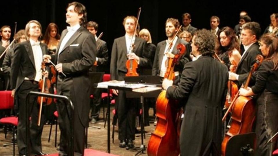 “Bellano Lirica” al via stasera Il “Don Giovanni” in piazza “Bellano Lirica” al via stasera Il “Don Giovanni” in piazza