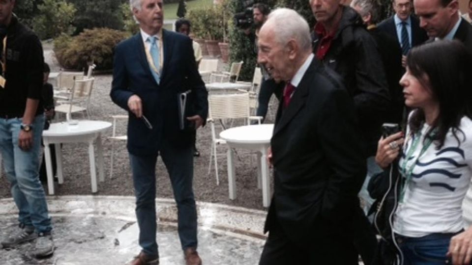 Addio a Shimon Peres grande amico del lago di Como Addio a Shimon Peres grande amico del lago di Como