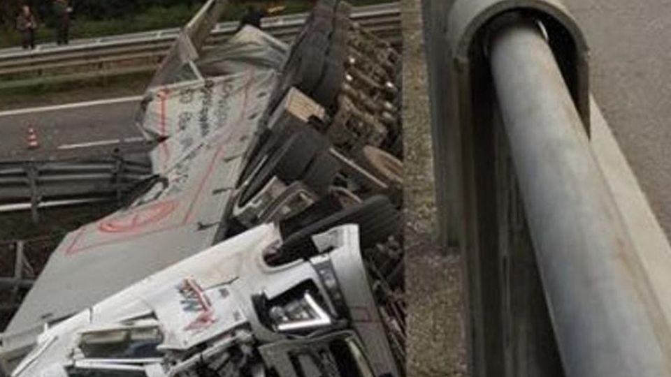 Inchiesta sul ponte Pressione su Roma Inchiesta sul ponte Pressione su Roma