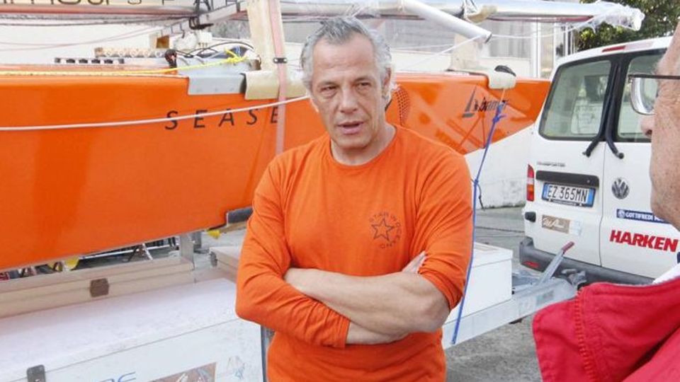 Noseda, approdo drammatico Pa2sh tra gli scogli ma è salvo Noseda, approdo drammatico Pa2sh tra gli scogli ma è salvo