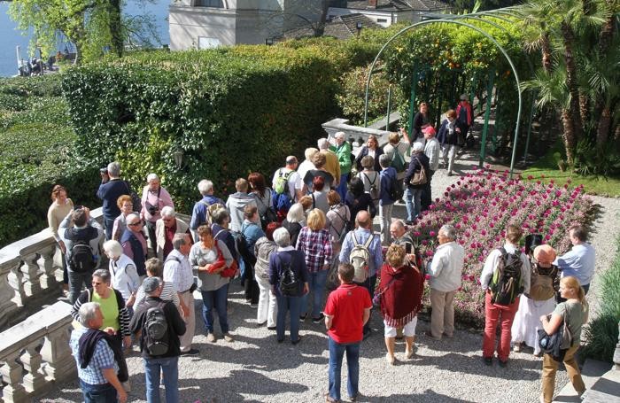 Tremezzo visita alle camelie Villa Carlotta