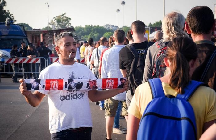 Como pomeriggio tutti in attesa per il grande concerto di Davide Van De Sfroos a San Siro