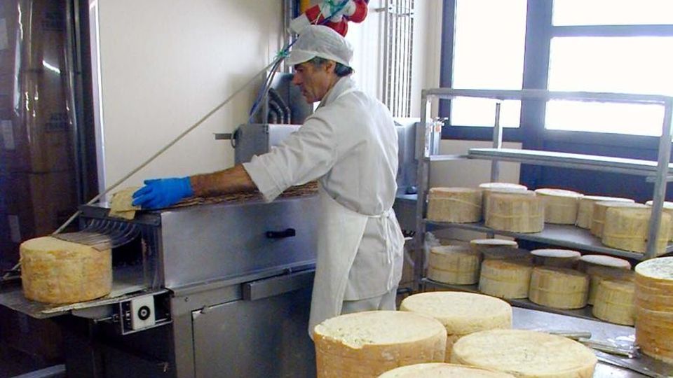 Nascono dieci percorsi golosi nella Valle dei formaggi Nascono dieci percorsi golosi nella Valle dei formaggi