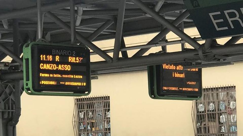 Milano-Asso, i ritardi da record dei treni Ottavo mese consecutivo con lo sconto Milano-Asso, i ritardi da record dei treni Ottavo mese consecutivo con lo sconto