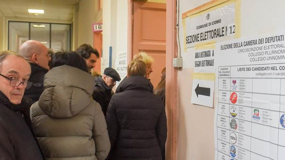 Lombardia, nessun seggio ai 5Stelle nell’uninominale Vince il centrodestra 51 a 4 Lombardia, nessun seggio ai 5Stelle nell’uninominale Vince il centrodestra 51 a 4
