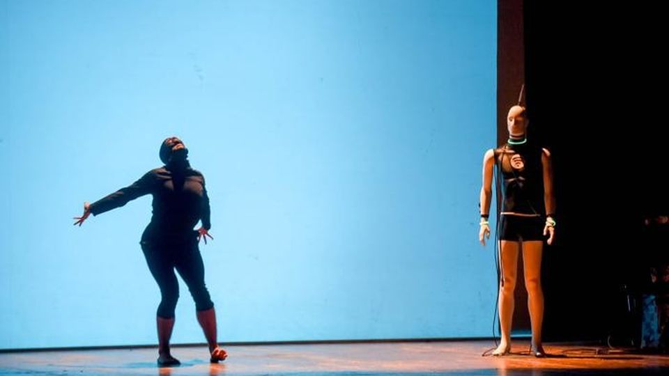 Como Prima e dopo Apple chi sono i padroni del mondo con Antonio Bosio e Alberto Puliafito (giovane), modera DIego Minonzio, Teatro Sociale Primavere de La Provincia, lettura teatrale tratta da Frankenstein Como Prima e dopo Apple chi sono i padroni del mondo con Antonio Bosio e Alberto Puliafito (giovane), modera DIego Minonzio, Teatro Sociale Primavere de La Provincia, lettura teatrale tratta da Frankenstein