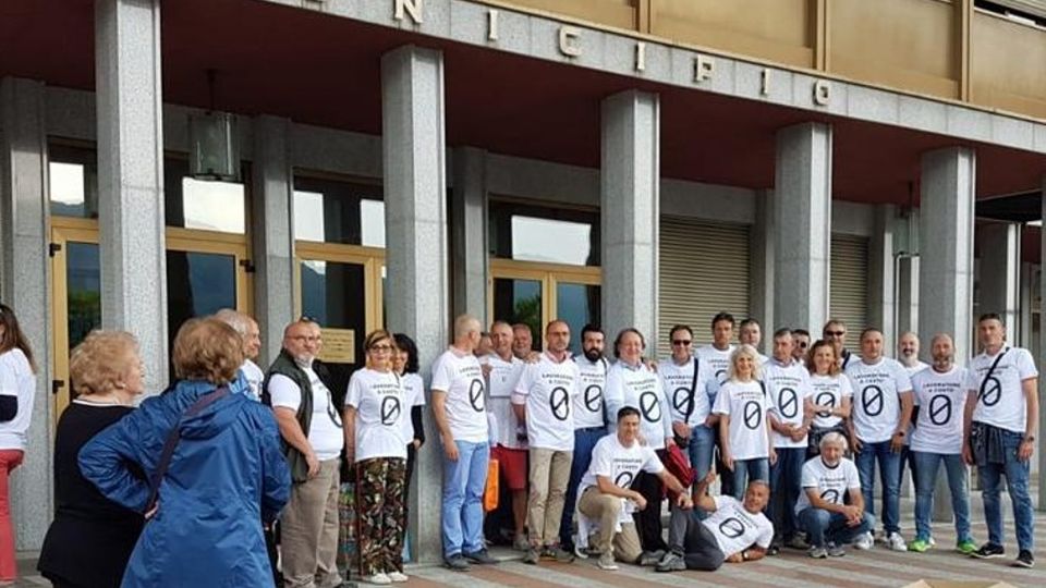 Comune di Campione, banco a rischio Slitta ancora il bilancio preventivo Comune di Campione, banco a rischio Slitta ancora il bilancio preventivo