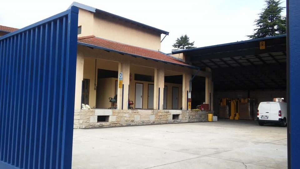 Tre milioni per la cittadella dello sport In dote anche 50 posteggi interrati Tre milioni per la cittadella dello sport In dote anche 50 posteggi interrati