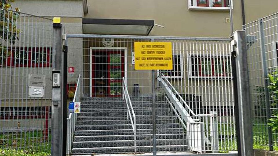 Porlezza, violenza sessuale su pazienti Medico di base agli arresti domiciliari Porlezza, violenza sessuale su pazienti Medico di base agli arresti domiciliari