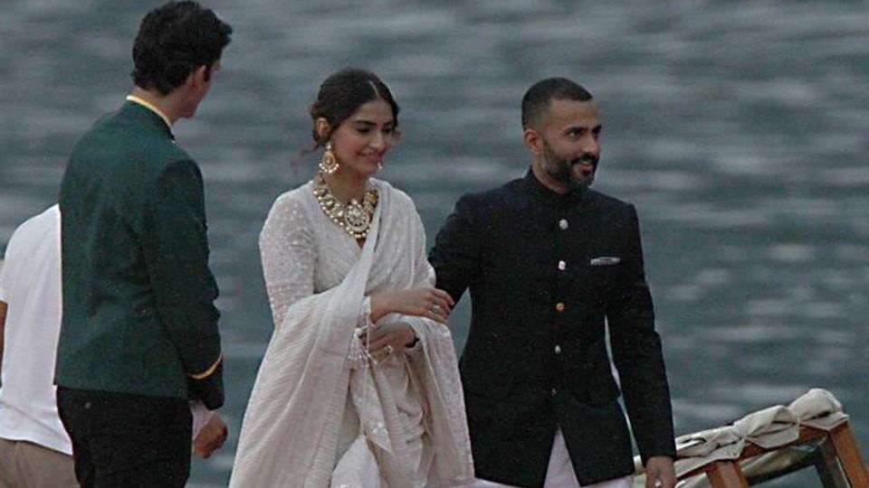 Villa Balbiano da favola con le star di Bollywood Villa Balbiano da favola con le star di Bollywood