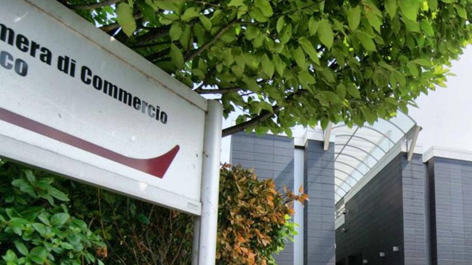 La sicurezza informatica I pericoli per le imprese La sicurezza informatica I pericoli per le imprese