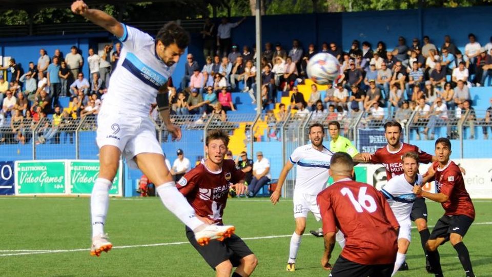 Il Lecco nasconde il suo assetto «Aggrediremo, questo è certo» Il Lecco nasconde il suo assetto «Aggrediremo, questo è certo»