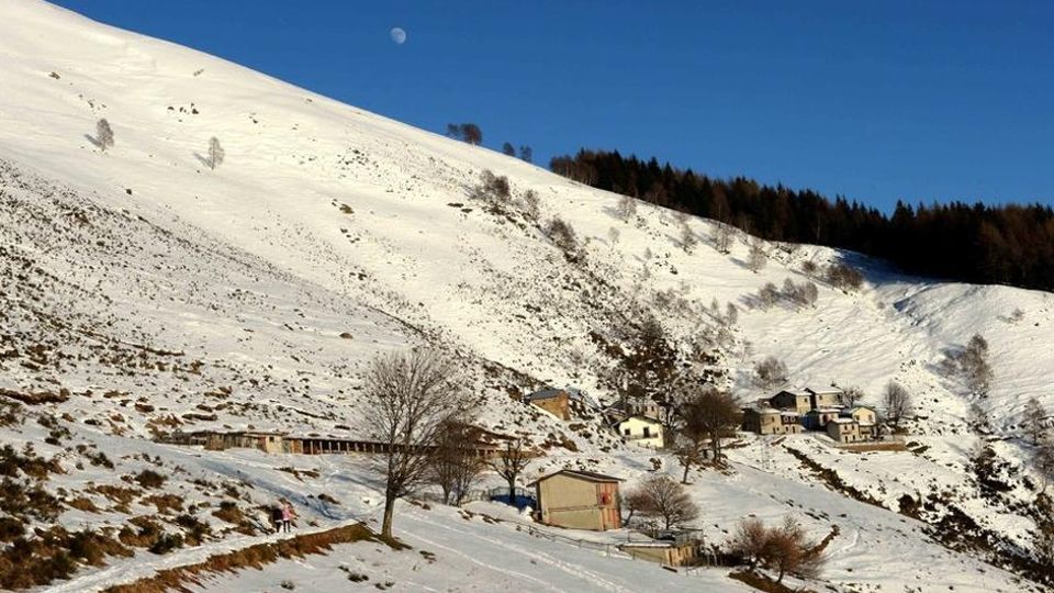 Vendrogno, tragedia all’alpe Giumello Ciclista precipita da cinquanta metri Vendrogno, tragedia all’alpe Giumello Ciclista precipita da cinquanta metri