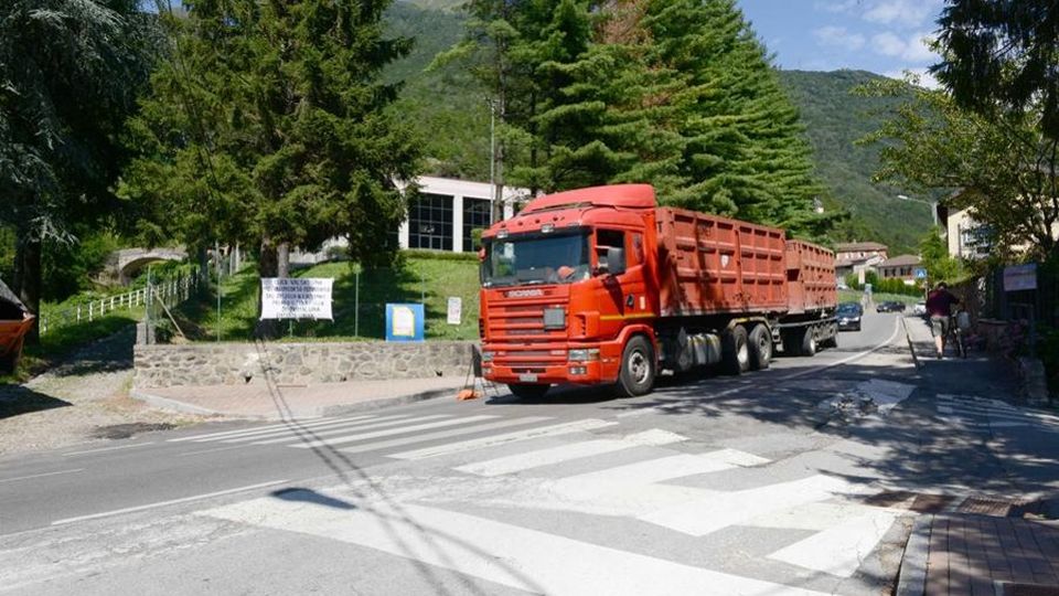 «Via il traffico della Sp 62 da Primaluna A gennaio faccia a faccia in Provincia» «Via il traffico della Sp 62 da Primaluna A gennaio faccia a faccia in Provincia»