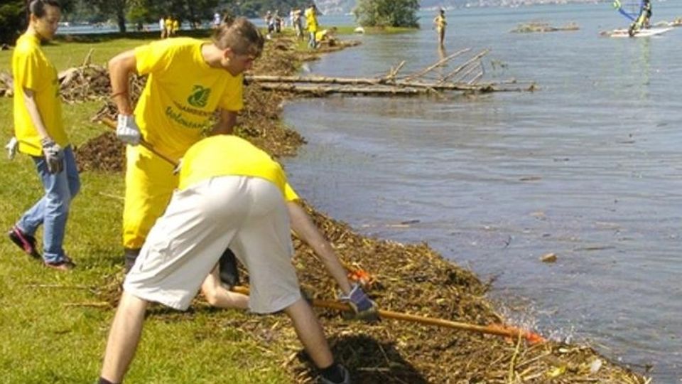 L’esempio di Greta a Lecco Scuole in piazza per l’ambiente L’esempio di Greta a Lecco Scuole in piazza per l’ambiente