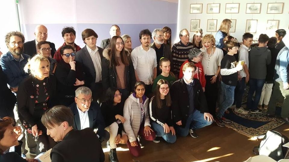 Una “Fotografia” folgora il Merini I vincitori del Premio internazionale Una “Fotografia” folgora il Merini I vincitori del Premio internazionale