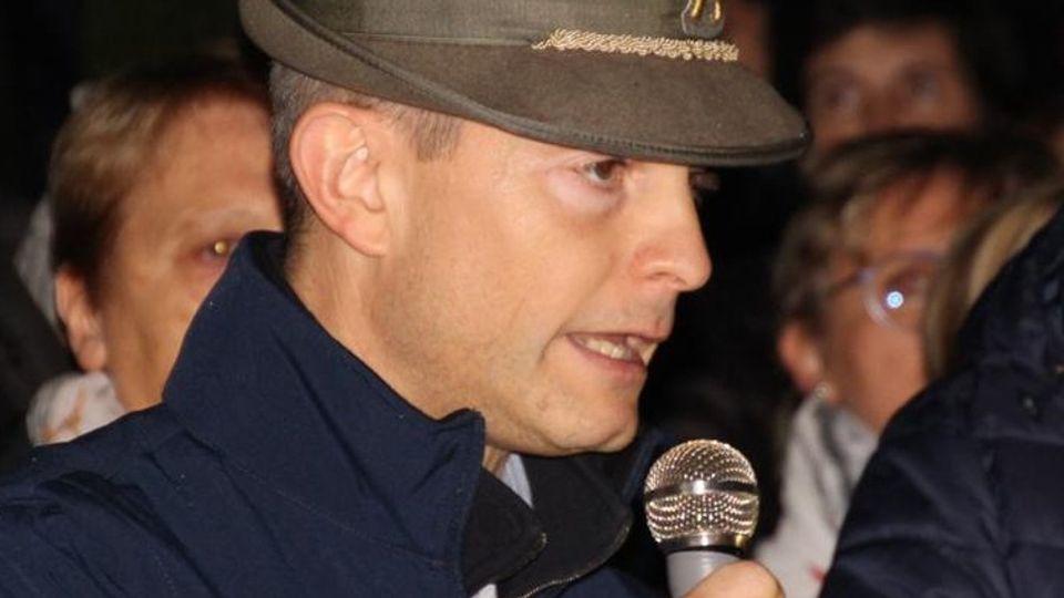 Alpino muore sul Generoso a 50 anni Colpito da un infarto come il padre Alpino muore sul Generoso a 50 anni Colpito da un infarto come il padre