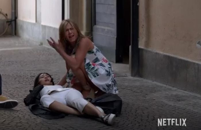 Dal film Murder Mystery girate a Como con Jennifer Aniston e Adam Sandler Dal film Murder Mystery girate a Como con Jennifer Aniston e Adam Sandler