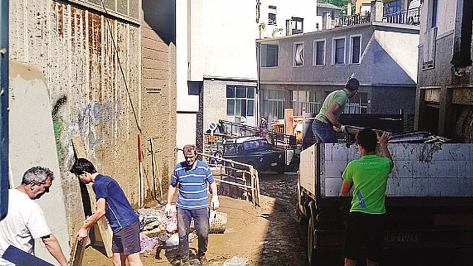 Fessura nell’orto e una crepa Paura, poi l’allarme rientra Fessura nell’orto e una crepa Paura, poi l’allarme rientra