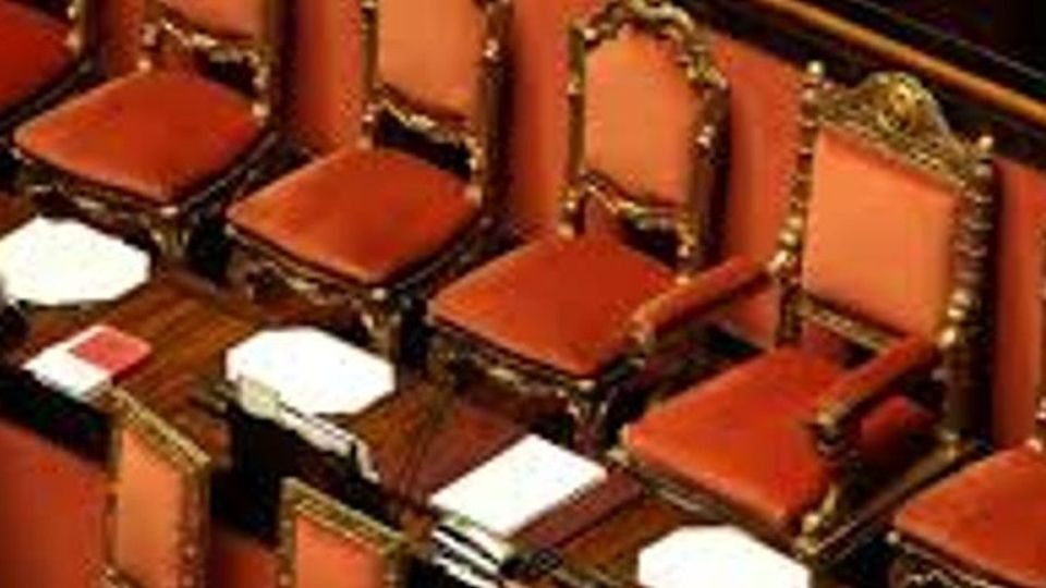 Lo scandalo poltrone ipocrisia bipartisan Lo scandalo poltrone ipocrisia bipartisan