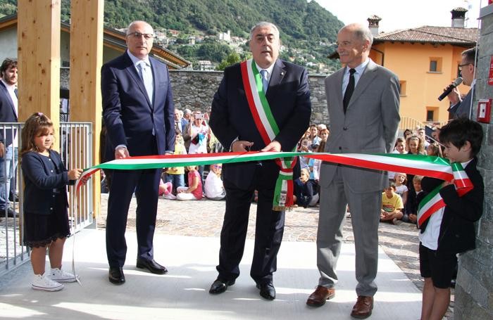 Il taglio del nastro
