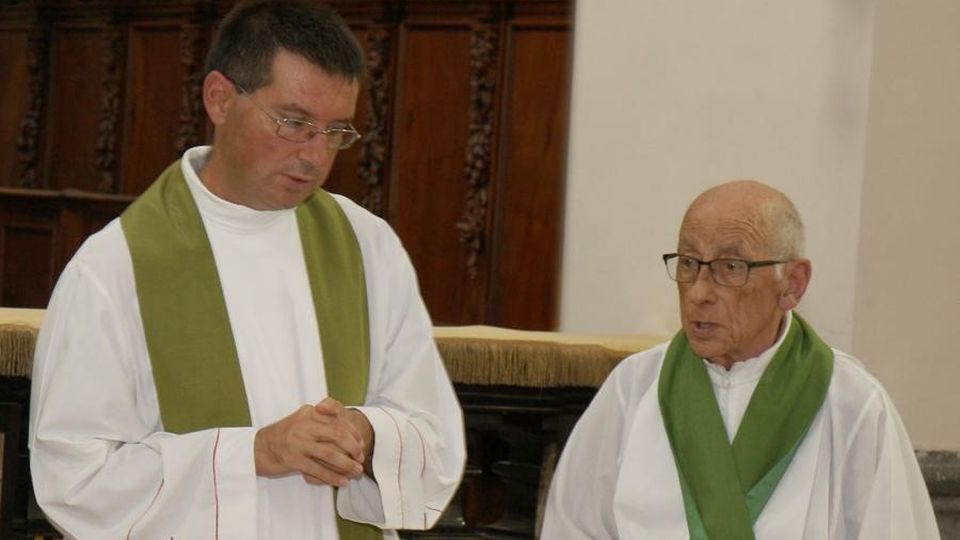 Tremezzina, rischio contagio alto Sospese le messe nei cimiteri Tremezzina, rischio contagio alto Sospese le messe nei cimiteri