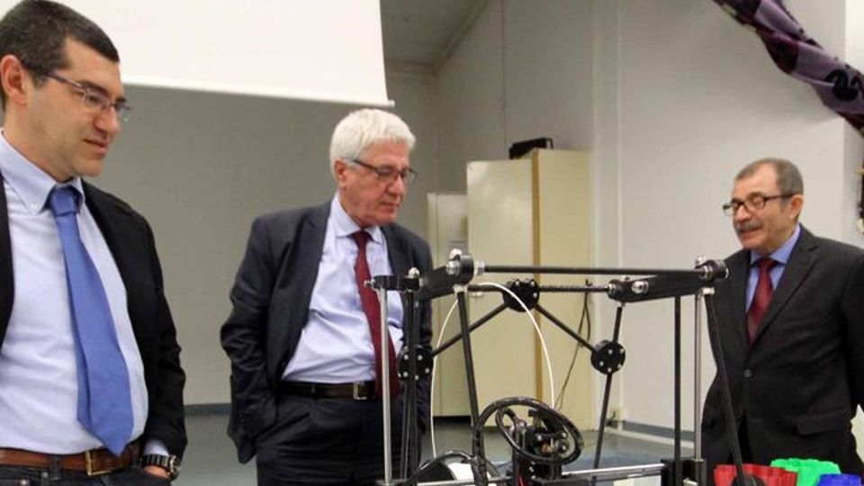 Lecco. Nuove tecnologie a misura di artigiano Lecco. Nuove tecnologie a misura di artigiano