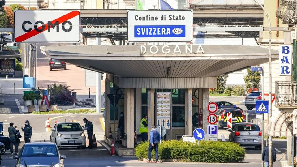 Coronavirus in Ticino Tutto chiuso fino a 5 aprile 1.727 contagi, 87 morti Coronavirus in Ticino Tutto chiuso fino a 5 aprile 1.727 contagi, 87 morti